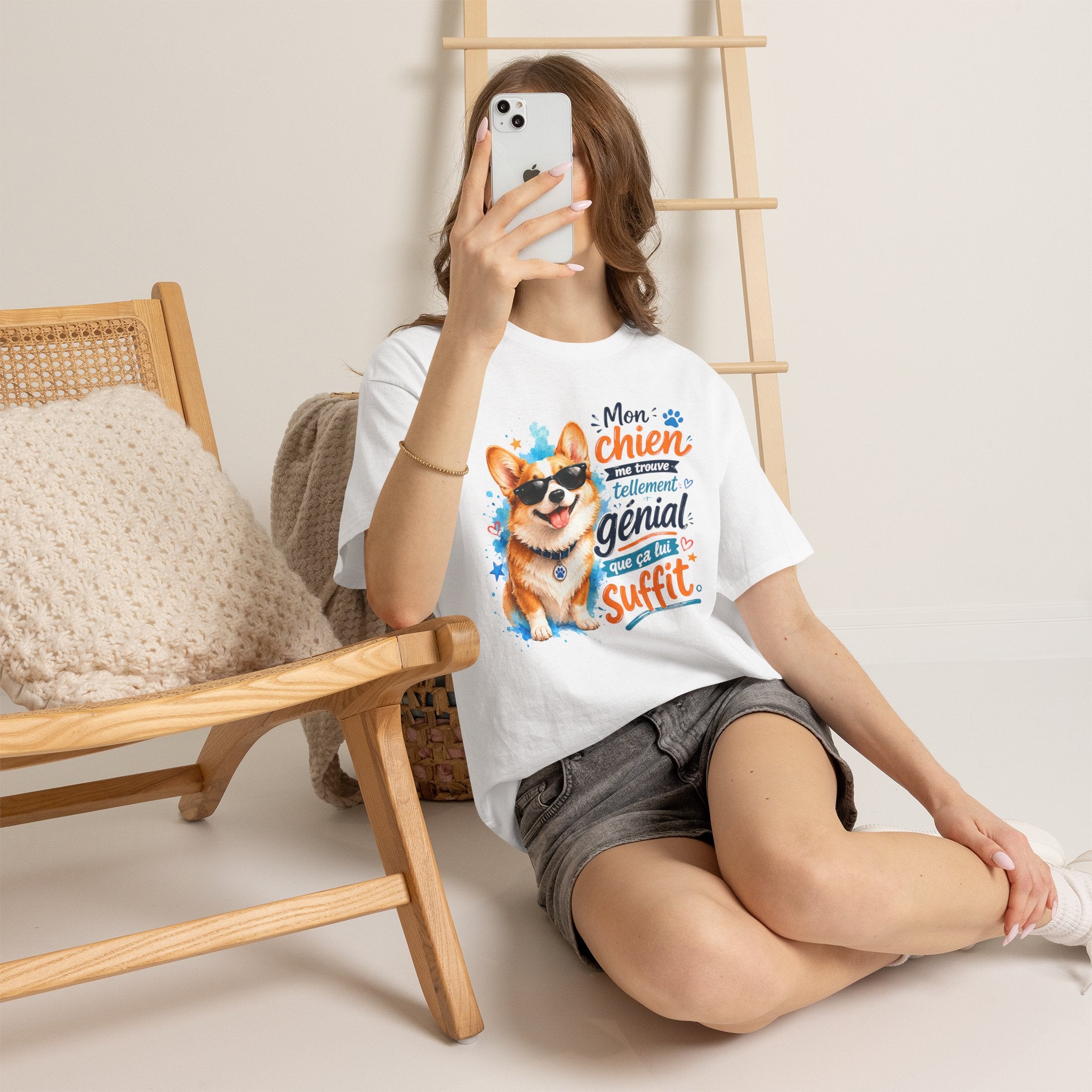 Corgi Graphic TeeShirt Mon chien me trouve tellement génial que ça lui suffit